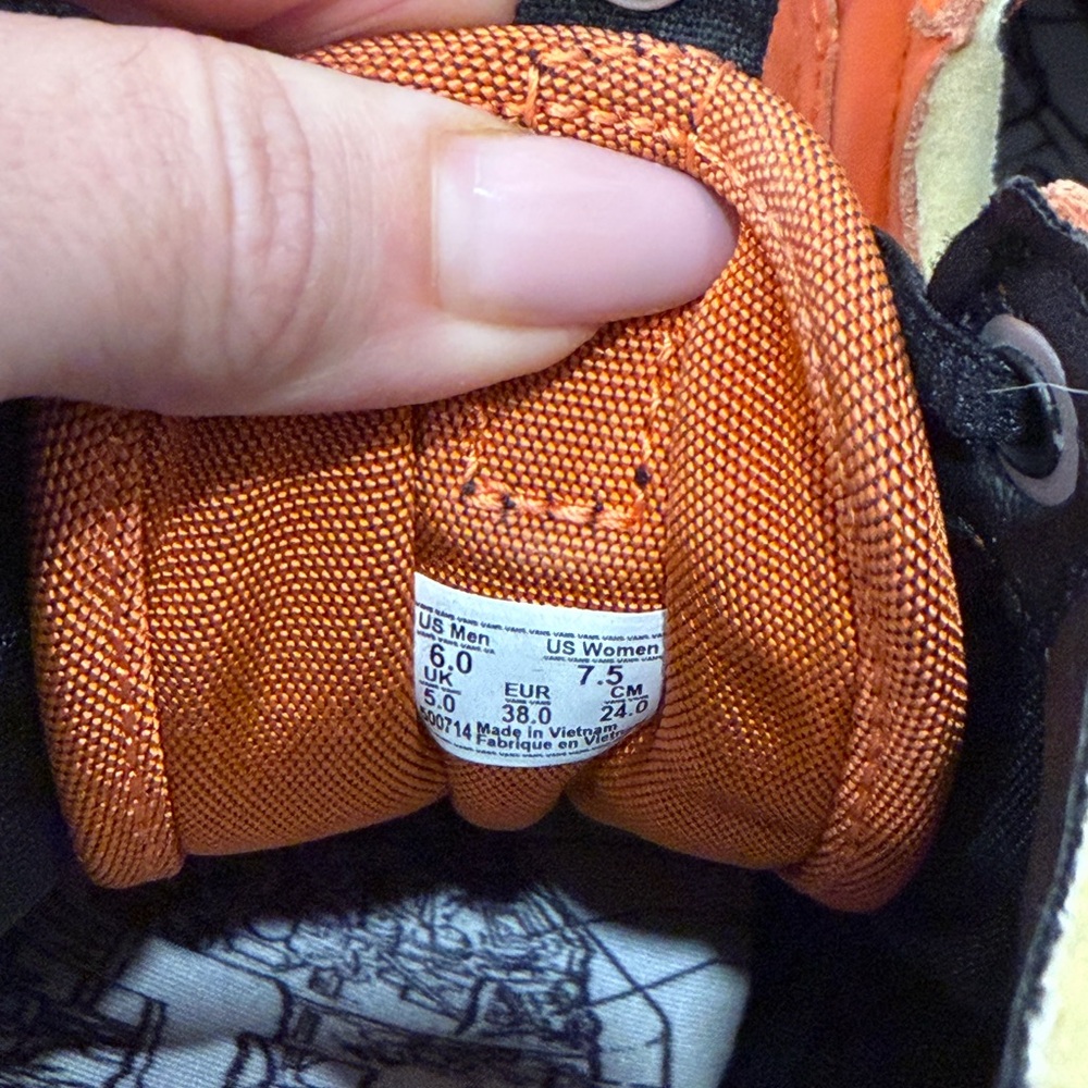 NASA x Vans Old Skool “Space Voyager” - Picture 6 of 6